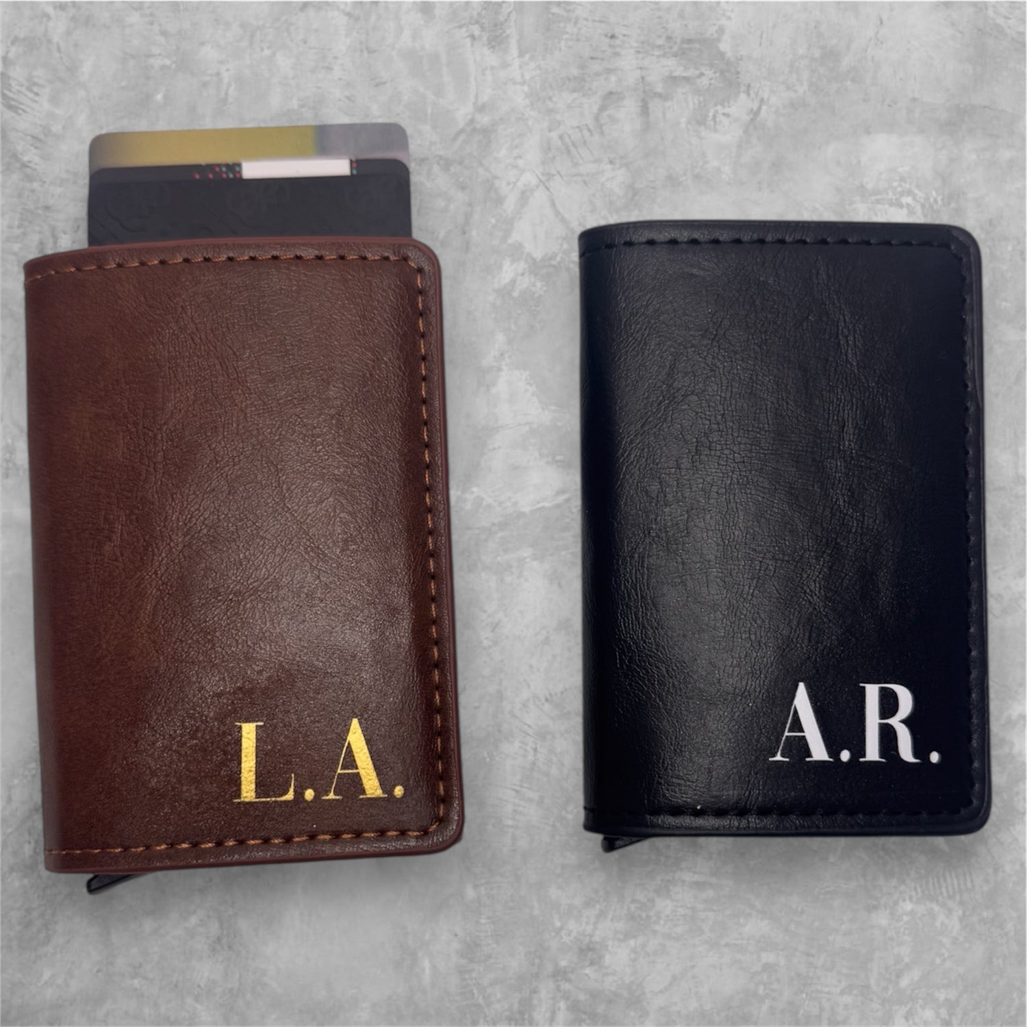 Portacarte slim automatico personalizzato